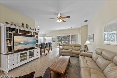 10083 Colonial Country Club Blvd, Fort Myers FL - photo 9 of 34