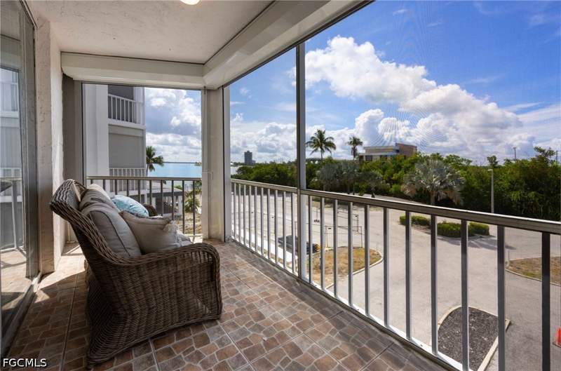 2 bedroom Condominium at 8401 Estero Blvd 203, Marina Towers & Yacht Club, Fort Myers Beach — photo 4