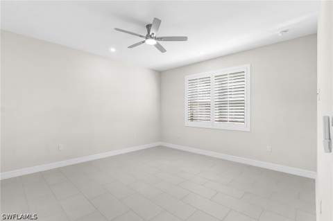 286 Indies Dr E 101, Naples FL - photo 11 of 29