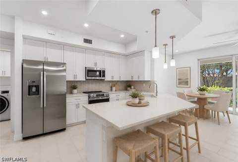 286 Indies Dr E 101, Naples FL - photo 6 of 29
