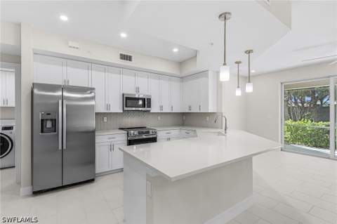 286 Indies Dr E 101, Naples FL - photo 7 of 29