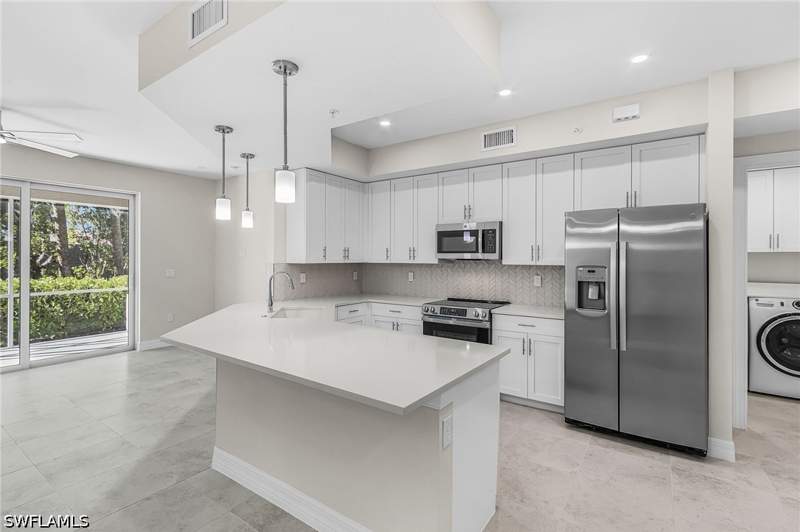 3 bedroom Condominium at 286 Indies Dr E 102, Antilles, Naples — photo 4
