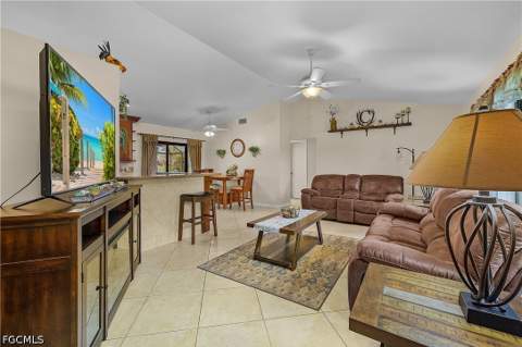 11553 Oakland Dr, Bokeelia FL - photo 9 of 31