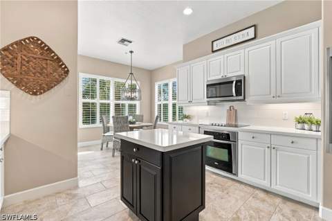 9213 Quartz Ln 202, Naples FL - photo 13 of 47