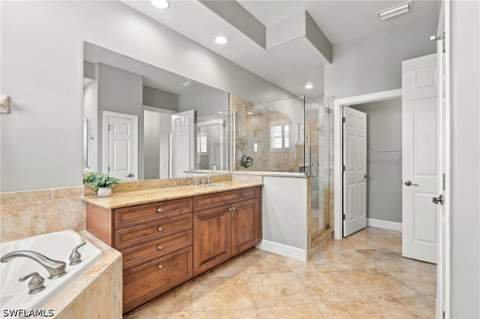 9213 Quartz Ln 202, Naples FL - photo 24 of 47