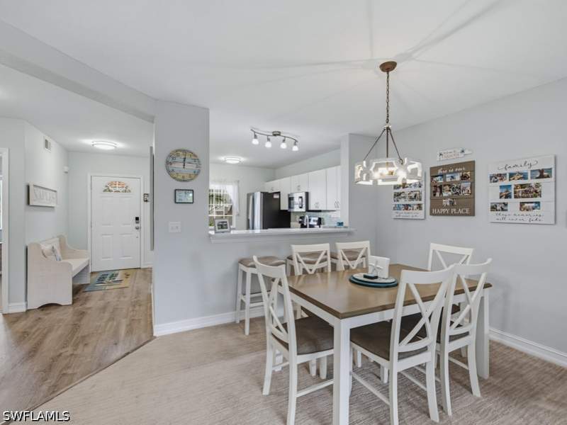 2 bedroom Condominium at 1715 Reuven Cir 3, St. George, Naples — photo 5
