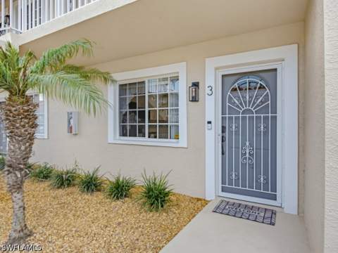 1715 Reuven Cir 3, Naples FL - photo 6 of 40