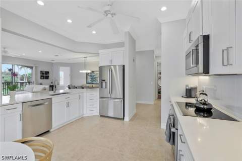 5030 Blauvelt Way 201, Naples FL - photo 7 of 26