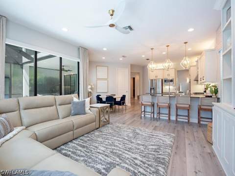 4446 Kensington Cir, Naples FL - photo 16 of 48