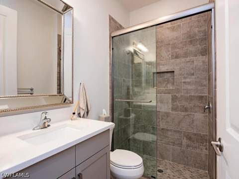 4446 Kensington Cir, Naples FL - photo 19 of 48