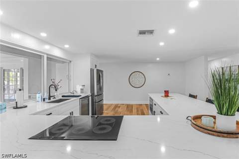 1823 Hurricane Harbor Ln, Naples FL - photo 7 of 22