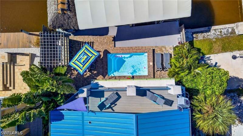 4 bedroom Duplex at 820 3rd St, Matanzas View, Fort Myers Beach — photo 5