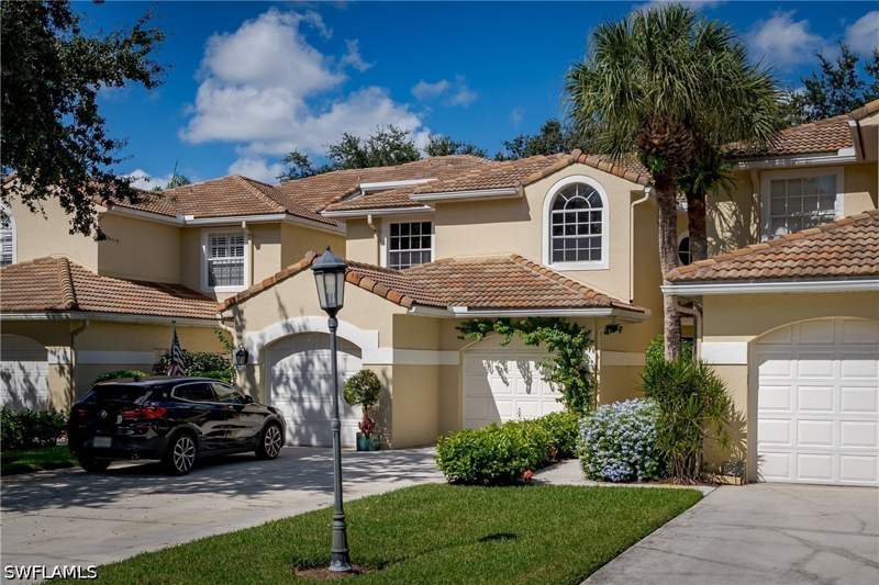 3 bedroom Condominium at 56 Silver Oaks Cir 202, Silver Oaks, Naples — photo 2