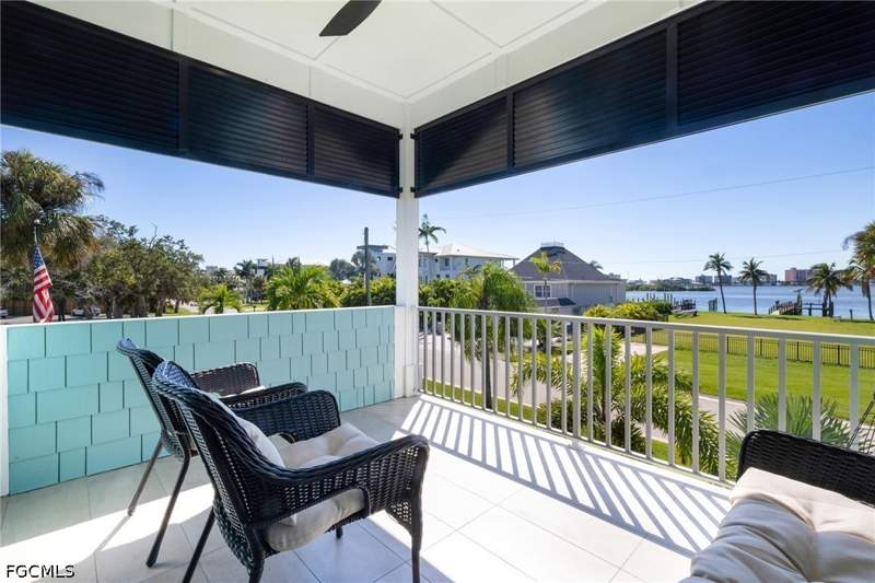 3 bedroom SingleFamilyResidence at 810 San Carlos Dr, San Carlos On The Gulf, Fort Myers Beach — photo 3
