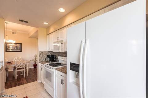 9500 Highland Woods Blvd 7107, Bonita Springs FL - photo 8 of 30