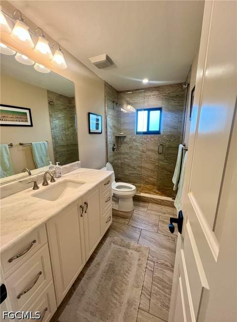 619 Beachwalk Cir I201, Naples FL - photo 17 of 32