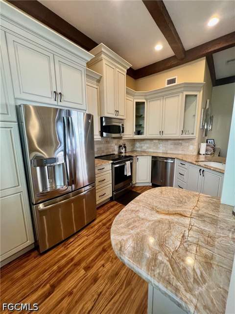 619 Beachwalk Cir I201, Naples FL - photo 8 of 32