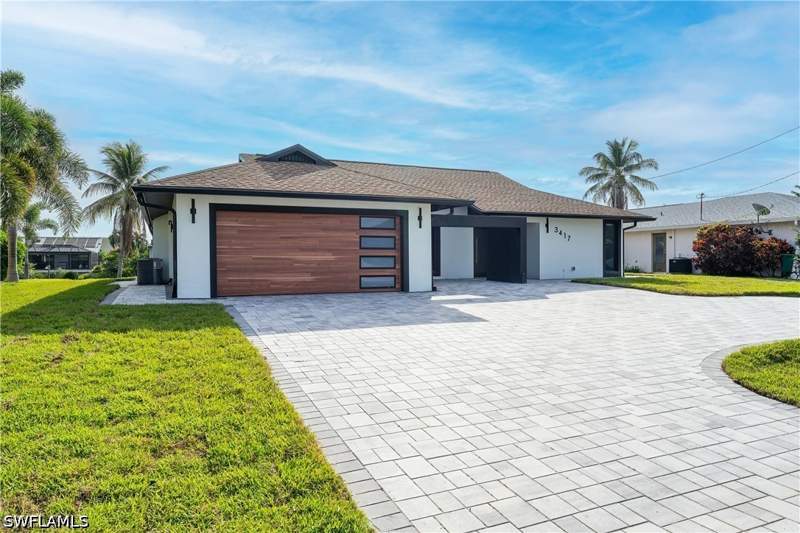 3 bedroom SingleFamilyResidence at 3417 SE 17th Pl, Cape Coral, Cape Coral — photo 3