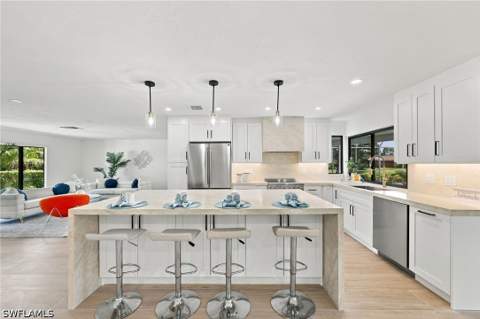 2353 Abbey Ct NE, Naples FL - photo 12 of 50