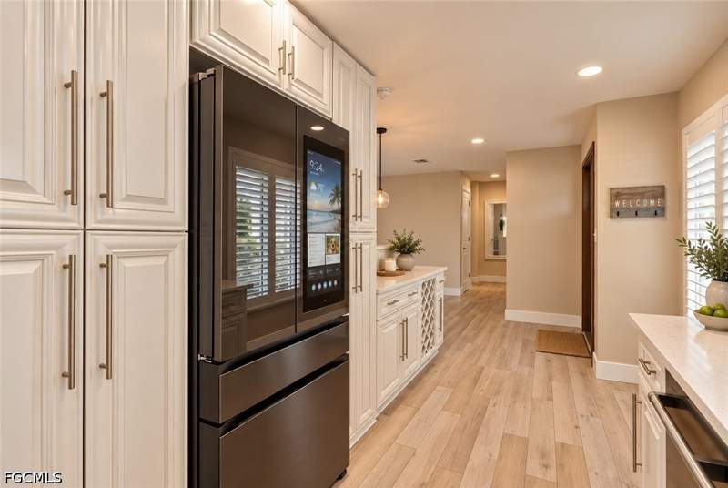 3 bedroom SingleFamilyResidence at 5224 Pocatella Ct, Yacht Club, Cape Coral — photo 4