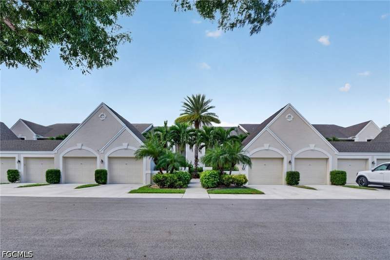 2 bedroom Condominium at 16410 Kelly Cove Dr 313, Verandas, Fort Myers — photo 2