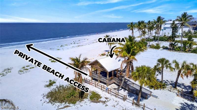 2 bedroom SingleFamilyResidence at 167 Mandalay Rd, Gulf Island Manor, Fort Myers Beach — photo 5