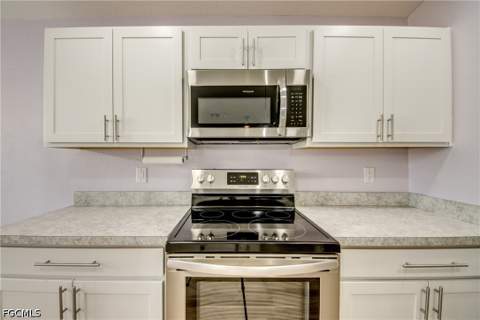 4302 NE 9th Ave, Cape Coral FL - photo 10 of 53