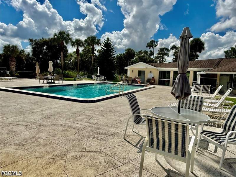 2 bedroom Condominium at 333 Joel Blvd 137, Fairways Condo III, Lehigh Acres — photo 4