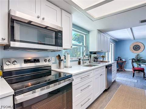 5442 Martin Cv, Bokeelia FL - photo 20 of 59