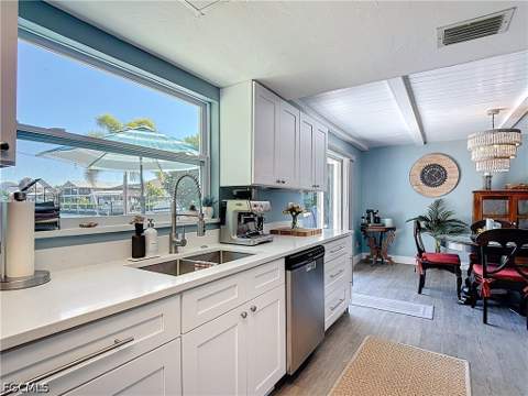 5442 Martin Cv, Bokeelia FL - photo 22 of 59
