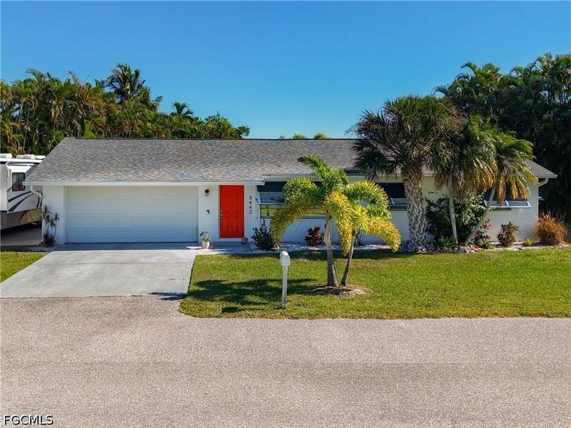 3 bedroom SingleFamilyResidence at 5442 Martin Cv, Serenity Cove, Bokeelia — photo 5
