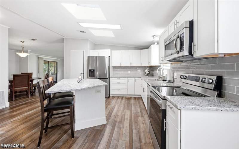 2 bedroom ManufacturedHome at 173 Belle Isle Cir, Riviera Golf Estates, Naples — photo 5