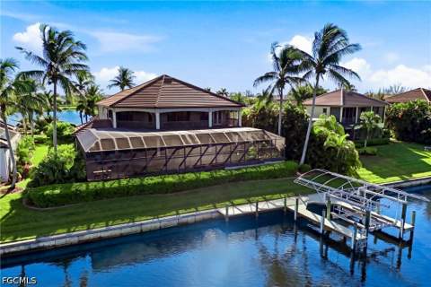 848 West Cape Estates Cir, Cape Coral FL - photo 7 of 70