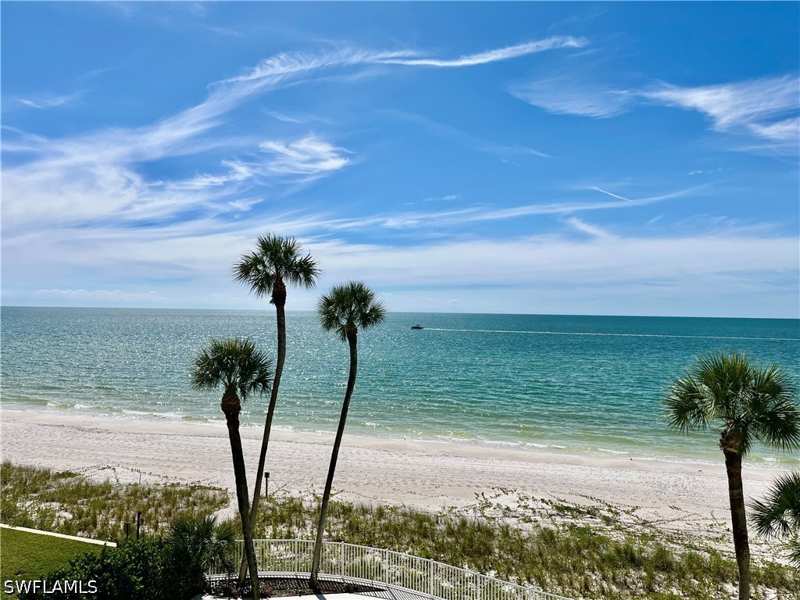 3 bedroom Condominium at 2885 Gulf Shore Blvd N 304, Jamaica Towers, Naples — photo 1