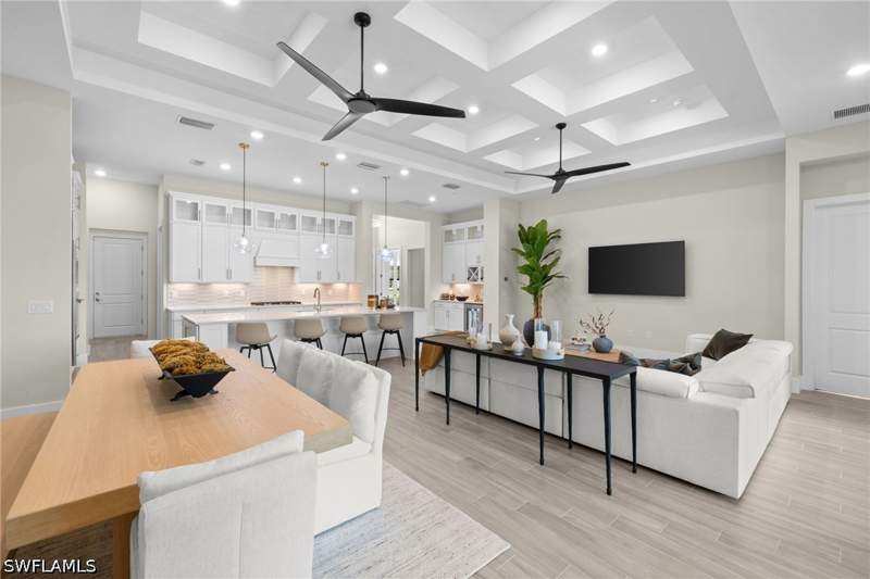 4 bedroom SingleFamilyResidence at 19619 Panther Island Blvd, Corkscrew Estates, Estero — photo 3