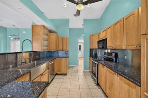 1313 Olivet St, Lehigh Acres FL - photo 7 of 45