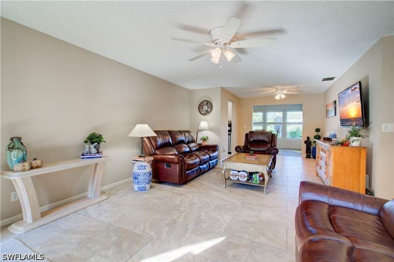 2 bedroom Condominium at 1037 Forest Lakes Dr 8D, Forest Lakes, Naples — photo 3