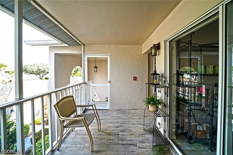 2 bedroom Condominium at 14520 Hickory Hill Ct 823, Verandas, Fort Myers — photo 4