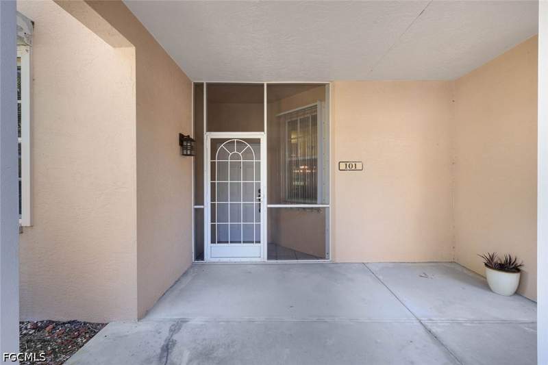 3 bedroom Condominium at 14211 Patty Berg Dr 101, Cypress Lake Country Club, Fort Myers — photo 4
