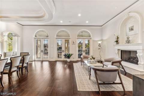 280 Egret Ave, Naples FL - photo 7 of 46