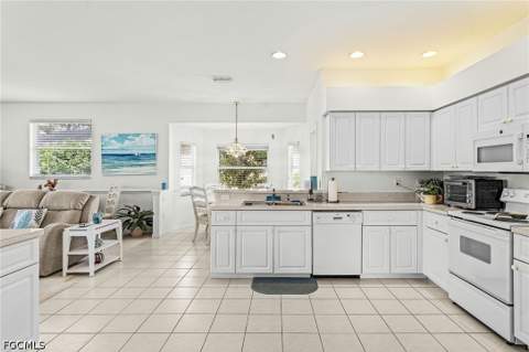 9290 Lanthorn Way, Estero FL - photo 7 of 38