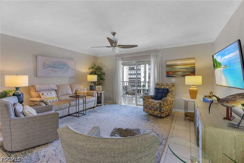 2 bedroom Condominium at 4531 Bay Beach Ln 334, Royal Pelican Townhouse, Fort Myers Beach — photo 3