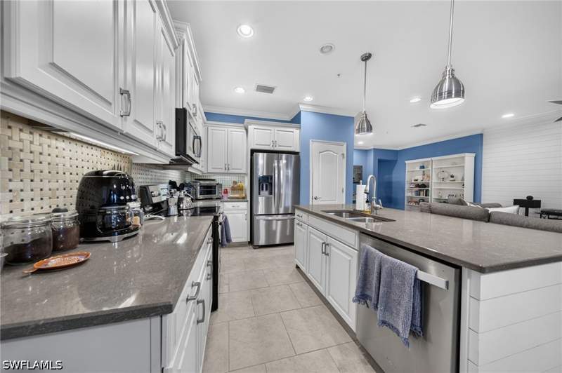 3 bedroom Condominium at 6981 Avalon Cir 1207, Avalon, Naples — photo 4