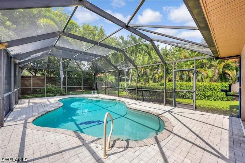 3 bedroom SingleFamilyResidence at 27113 Edenbridge Ct, Edenbridge Gardens, Bonita Springs — photo 3