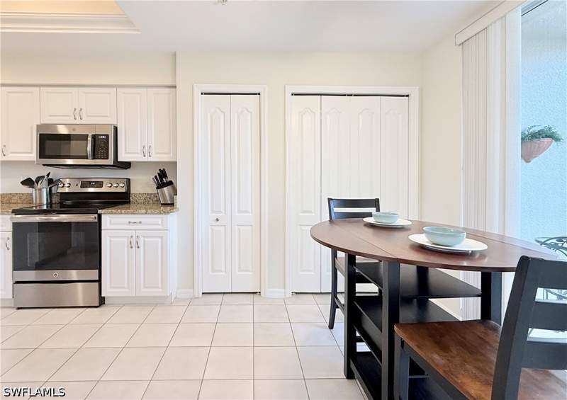 2 bedroom Condominium at 8605 Naples Heritage Dr 212, Veranda At Prestwick, Naples — photo 4