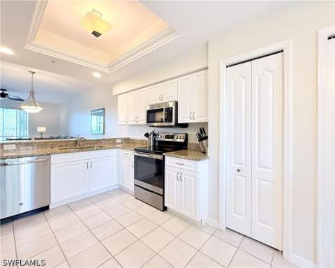 8605 Naples Heritage Dr 212, Naples FL - photo 6 of 41