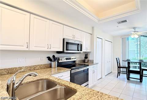 8605 Naples Heritage Dr 212, Naples FL - photo 8 of 41