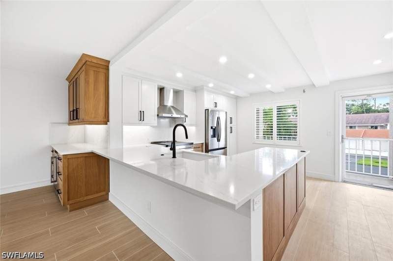 2 bedroom Condominium at 6985 Dennis Cir 204, Chatham Square, Naples — photo 5