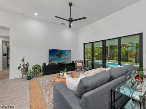 423 S Barfield Dr, Marco Island FL - photo 11 of 28