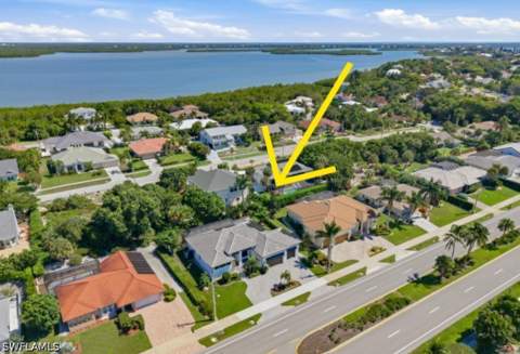 423 S Barfield Dr, Marco Island FL - photo 24 of 28